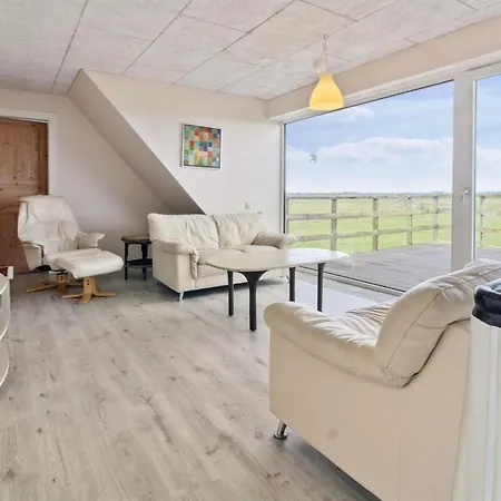 度假居 Ammy - 7-5km From The Sea By Interhome *